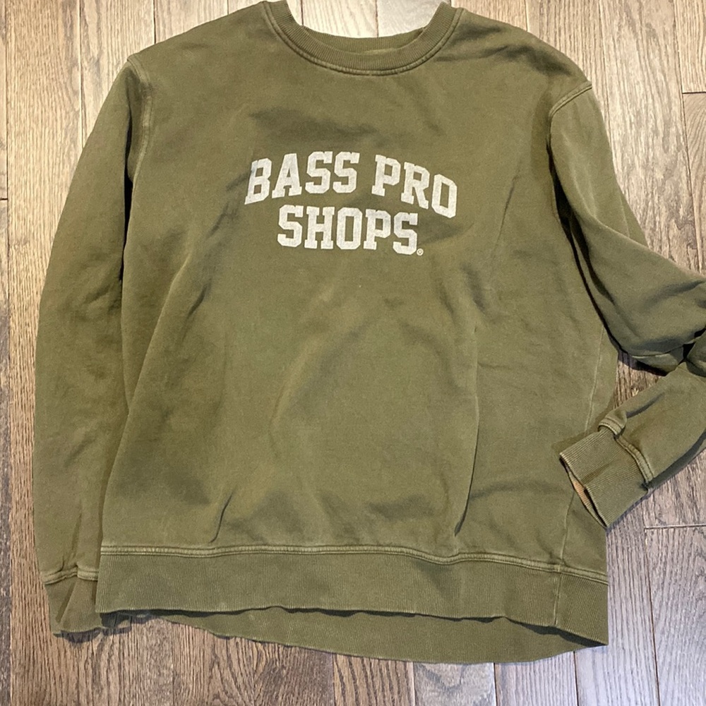 Bass Pro Shops Crew Neck
